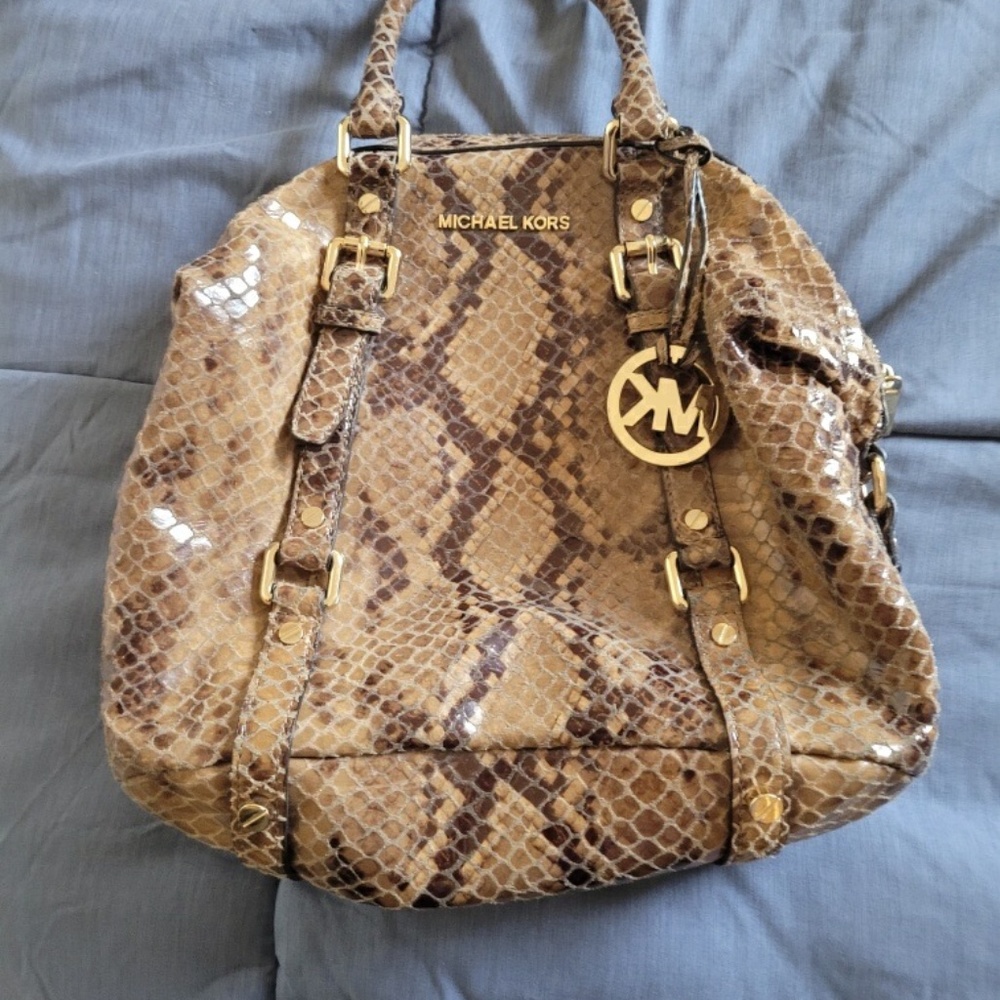 Designer hand bag